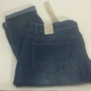 NEW American Rag Cie Jeans
